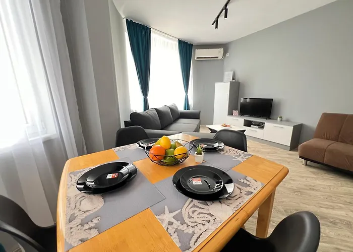 Apartment An Sea Garden Varna